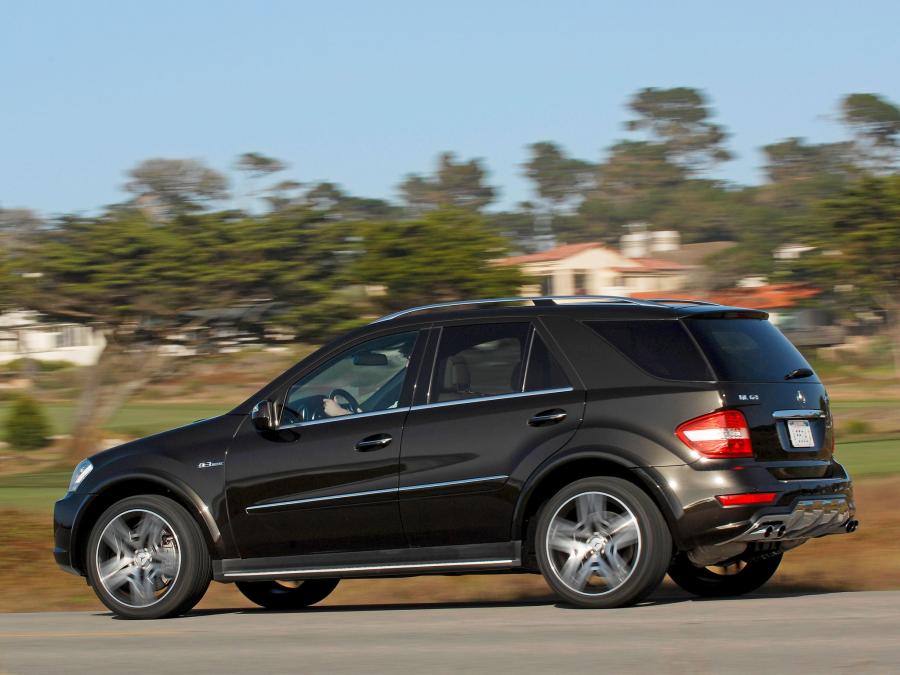  Mercedes-Benz ML63 AMG Performance Studio 2009 года  (фото 27 из 37)